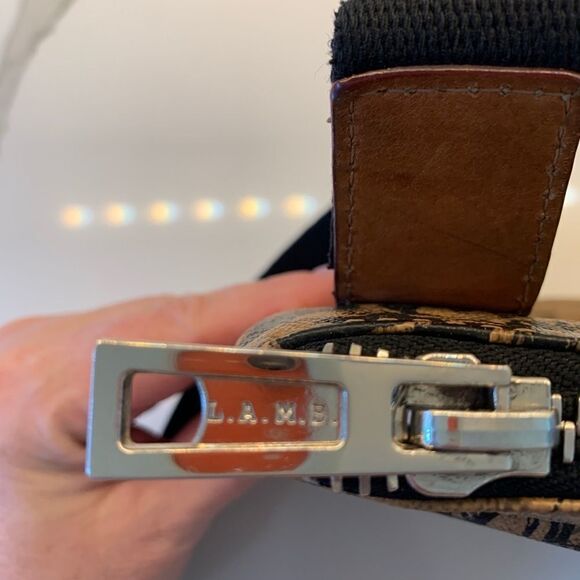 L.A.M.B. Gwen Stefani Crossbody Purse Bag - Picture 5 of 12